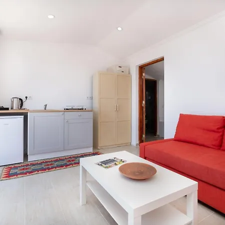 Yoga House *